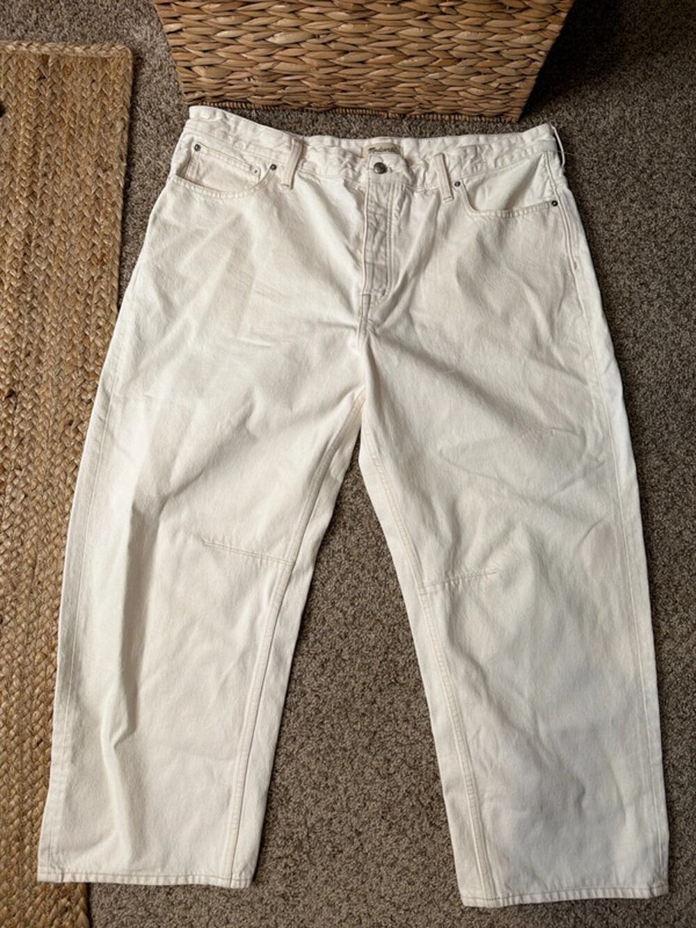 Madewell the darted barrel leg Jean 33 nwt 2543